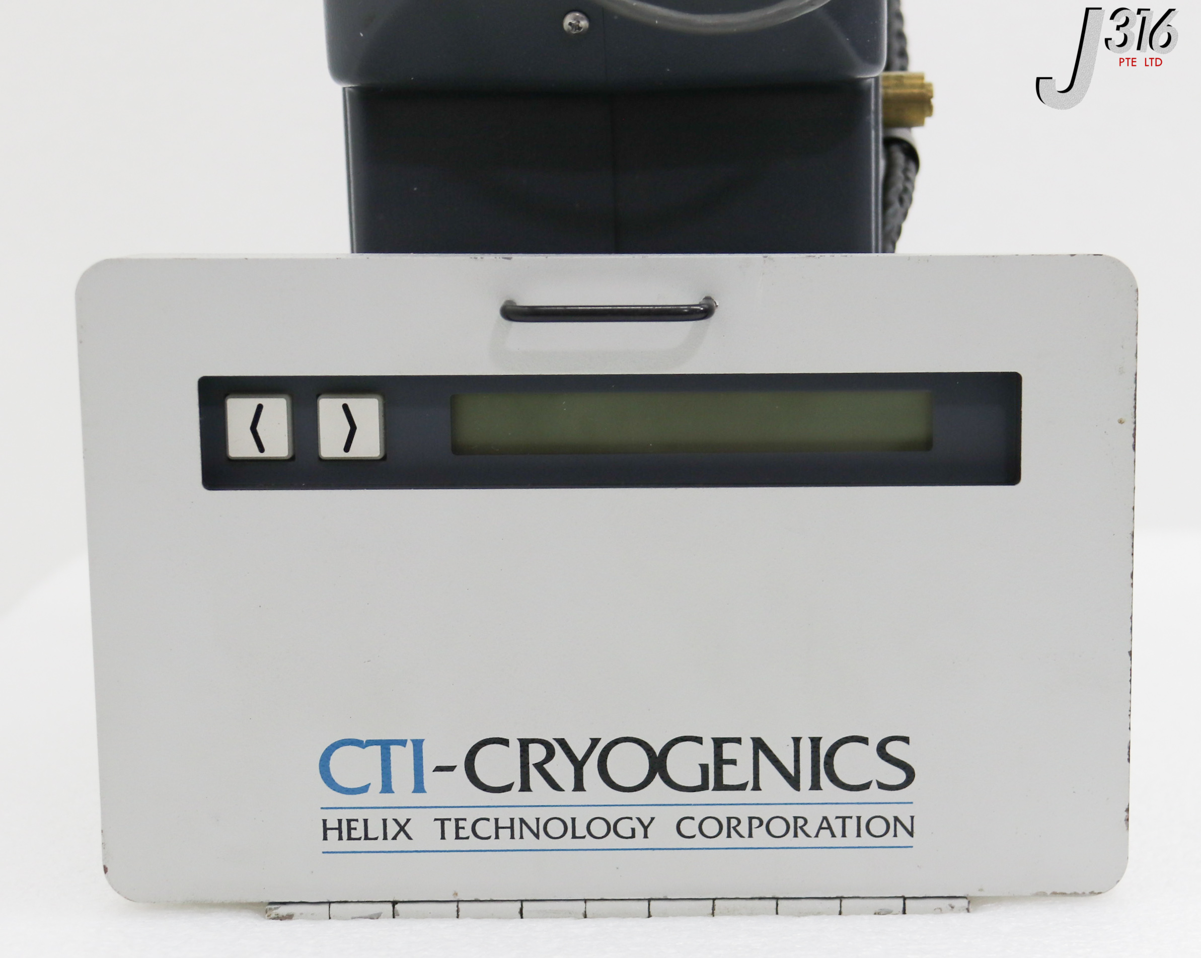 34561 CTI CRYOGENICS ON-BD 8F VACUUM CRYOPUMP W/ VLV 8112580G001